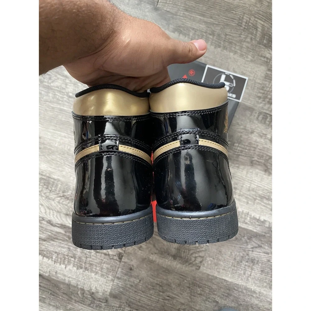 Size 11.5 -‎ Jordan 1 Black 2020